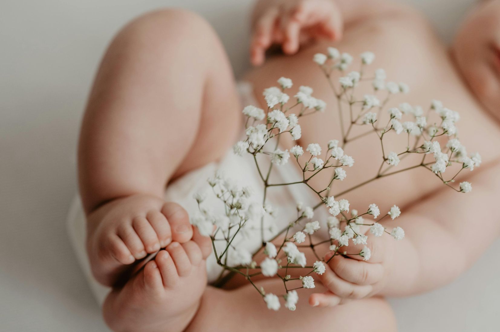 boutons et plaques rouges bébé